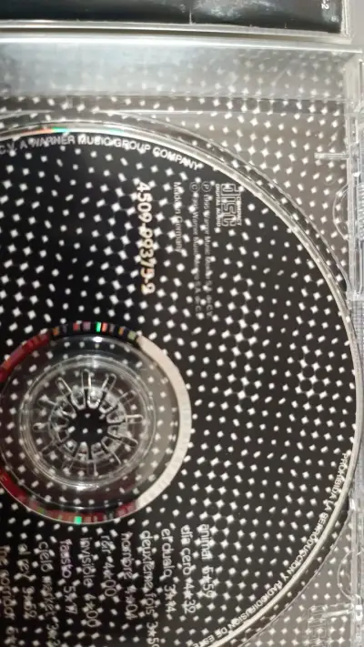 CD La Ley Invisible en buen estado - miniatura 4