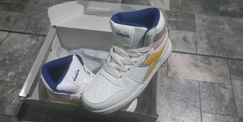 Zapatillas deportivas Diadora blancas de caña alta - 1
