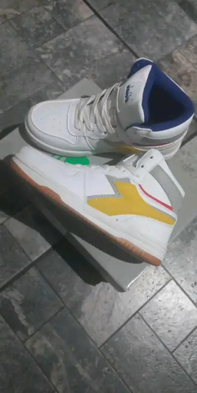 Zapatillas deportivas Diadora blancas de caña alta - miniatura 3