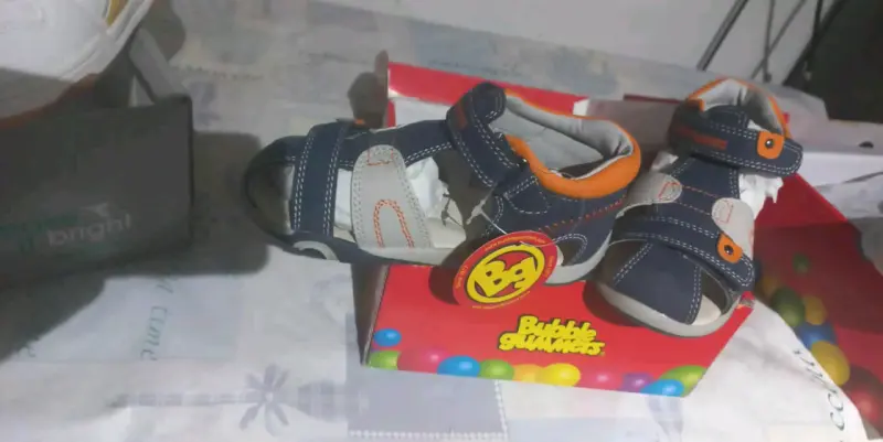 Sandalias infantiles Bubble Gummers azul y naranja - 6