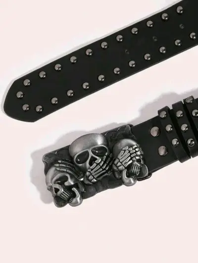 Cinturón negro con calaveras - miniatura 2