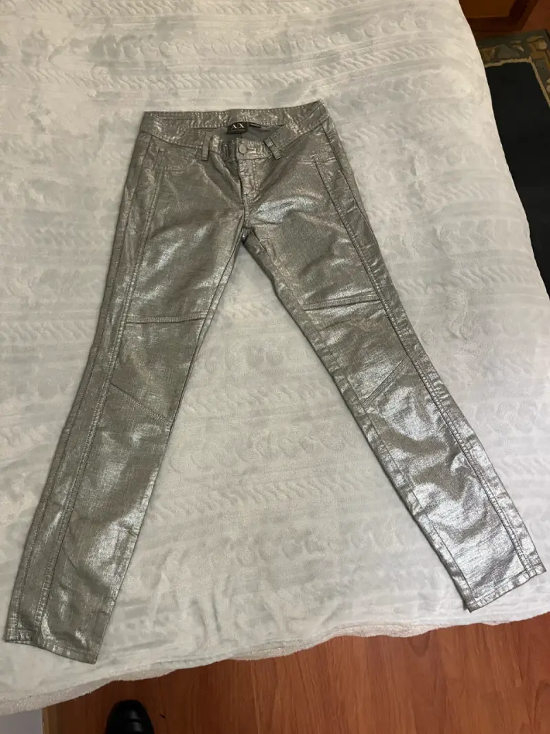 Pantalones plateados brillantes para mujer - 1