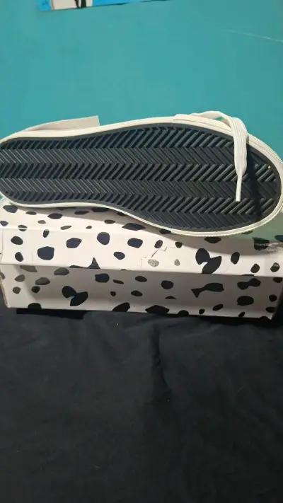 Zapatillas blancas de lona MR Shoes - miniatura 3