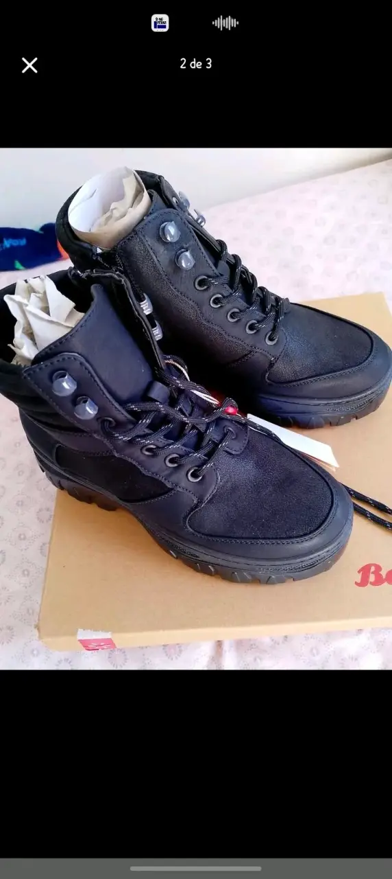 Botas negras de cuero para mujer