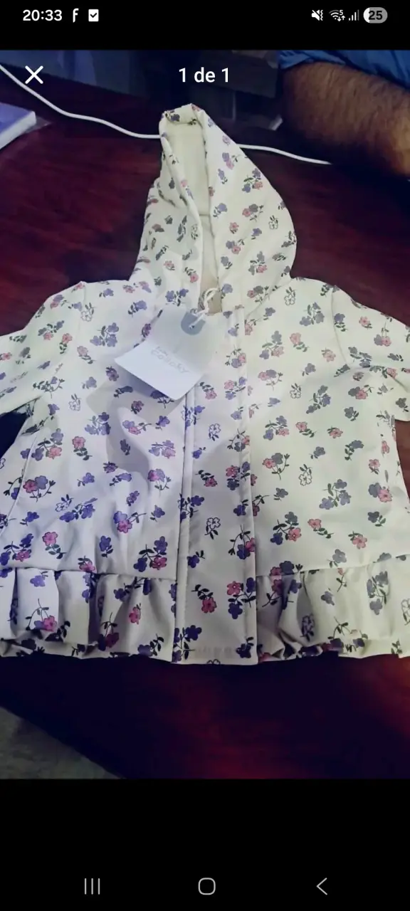 Chaqueta de bebé Calla Lily con capucha