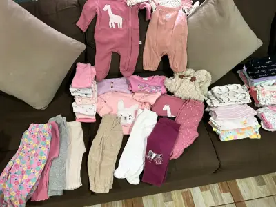 Lote de ropa de bebé niña en tonos rosados - miniatura 1