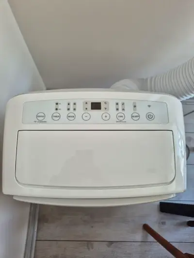 Aire acondicionado portátil Midea blanco - miniatura 2