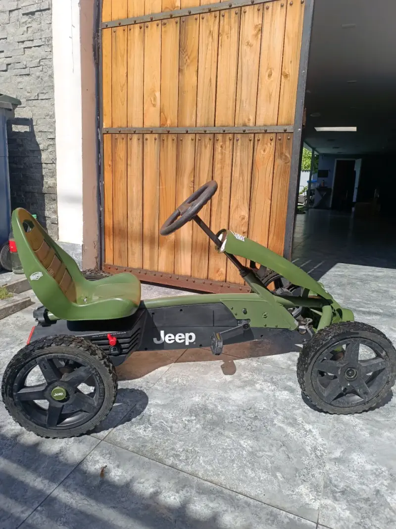 Kart a pedales Jeep verde para niños - 5