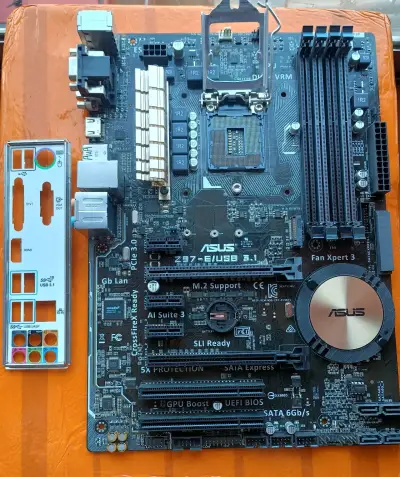Placa madre ASUS Z97-E USB 3.1 con cpu i7 4790 - miniatura 5