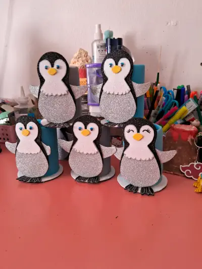 Sorpresa para cumpleaos de pingüinos decorativos - miniatura 2