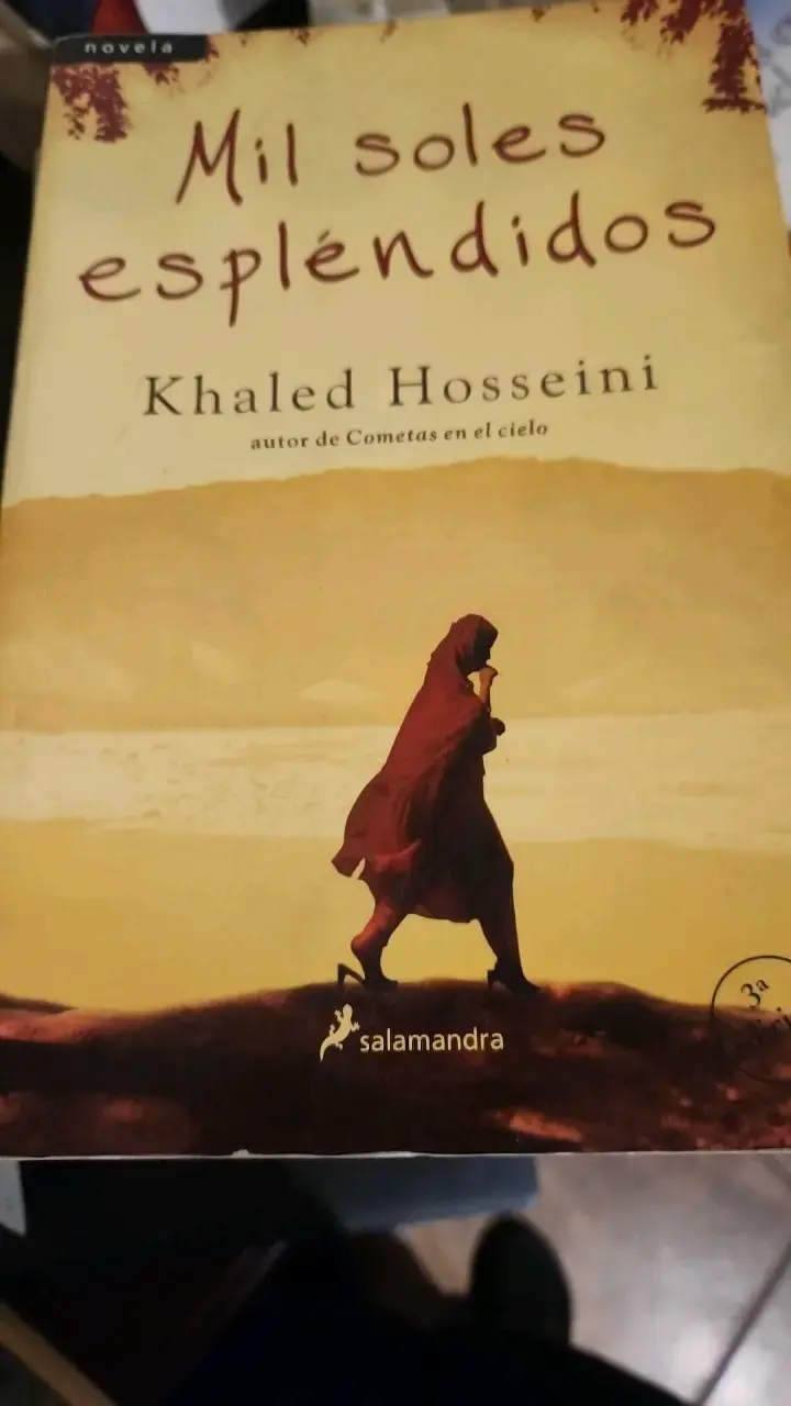 Libro 'Mil soles espléndidos' de Khaled Hosseini