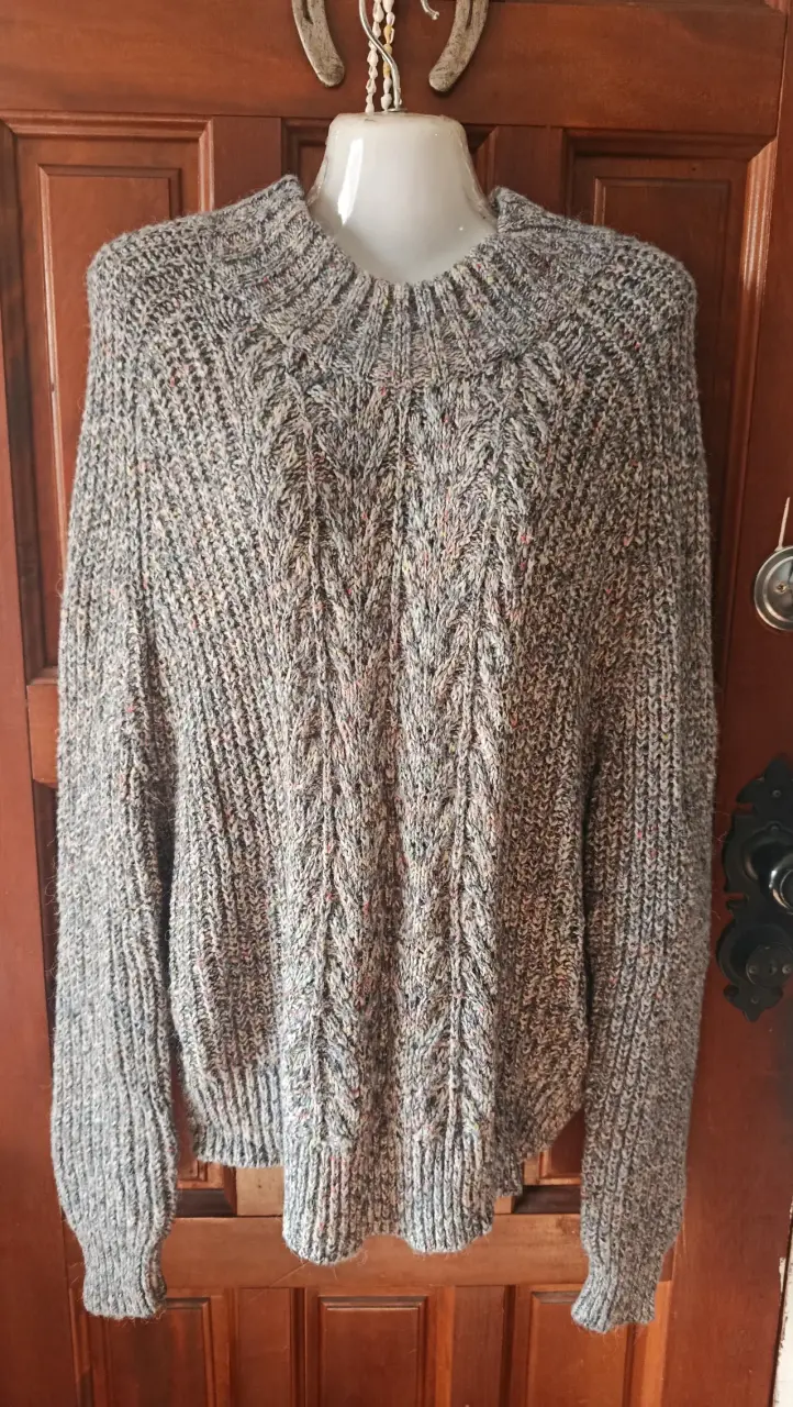 Suéter de lana beige suave para mujer - 12