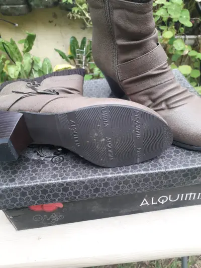 Botines Alquimia marrones con forro interior - miniatura 2