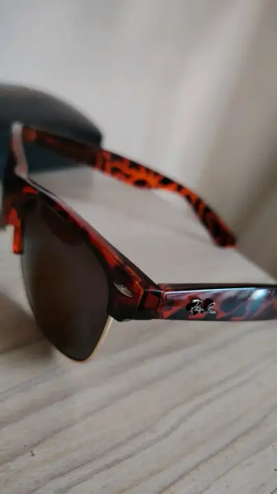 Gafas de sol Ray-Ban Wayfarer clásicas - miniatura 2