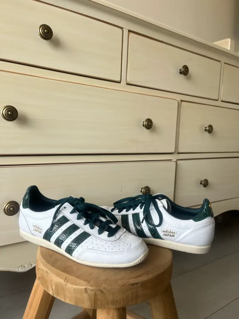Zapatillas Adidas Japan blancas y verdes - 1