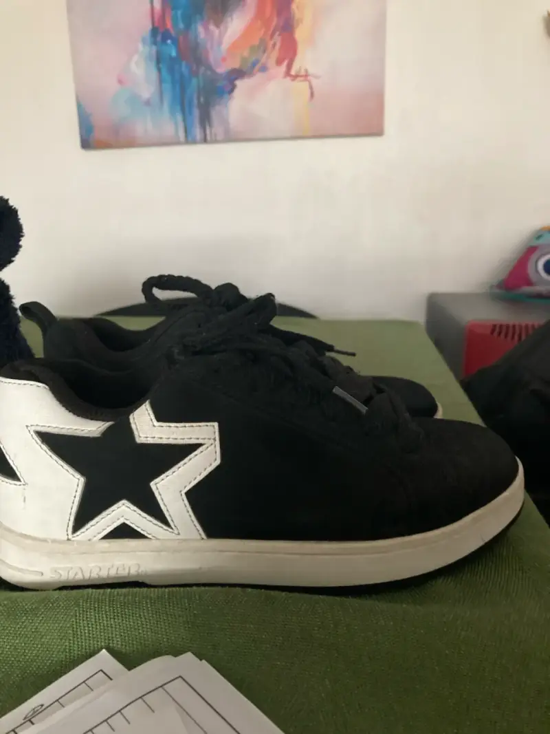 Zapatillas negras con estrella blanca Starter - 1