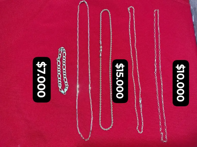 Pulseras de plata con dijes decorativos - 3