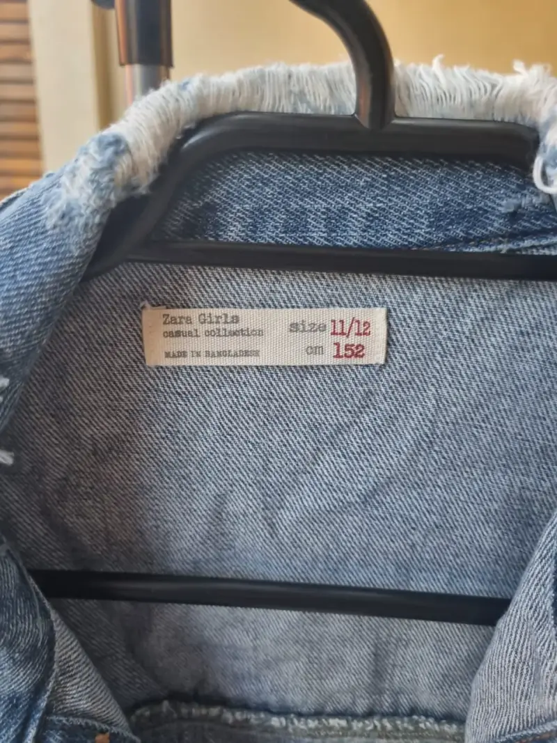 Chaqueta de mezclilla desgastada para mujer Zara - 3