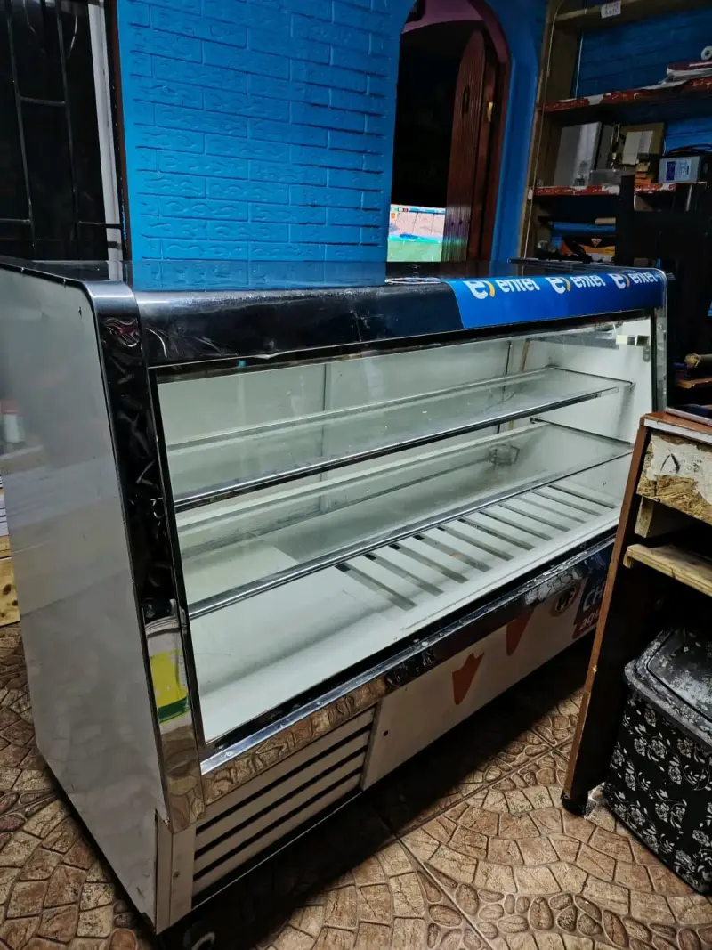 Refrigerador exhibidor doble puerta - 2