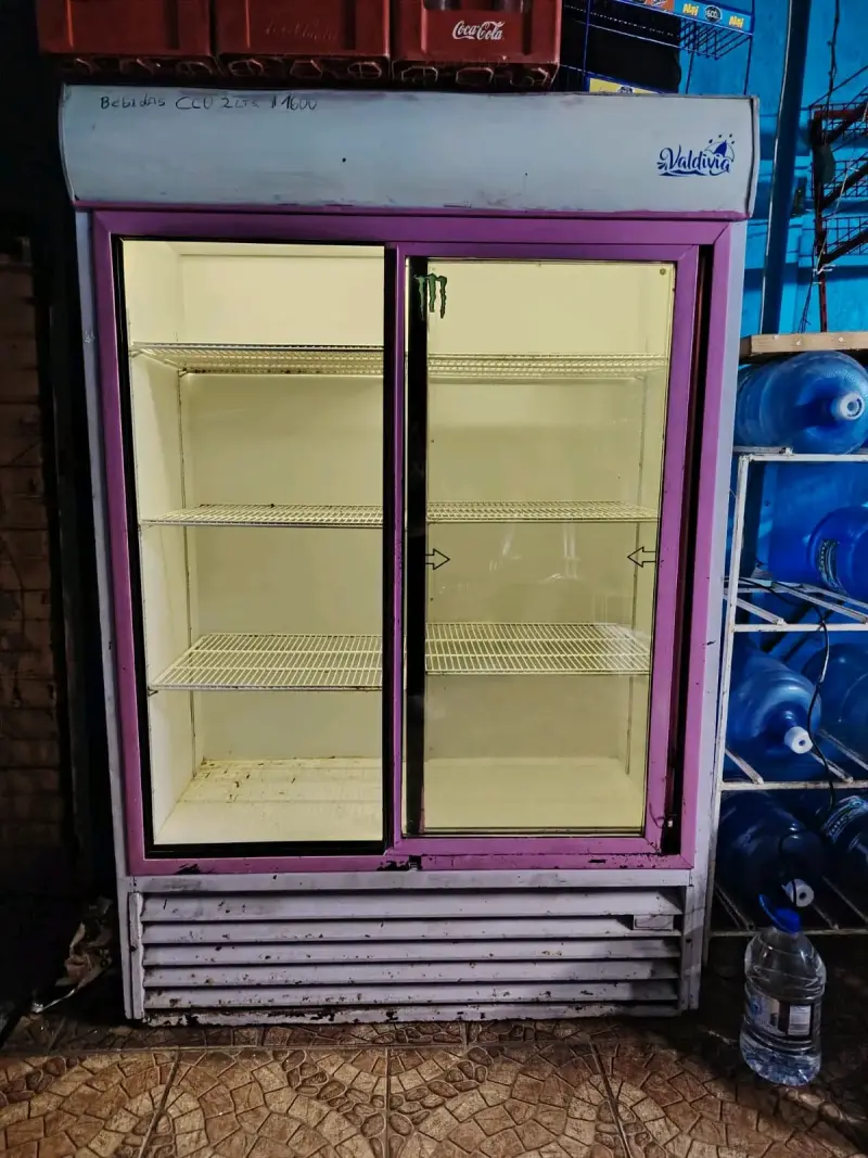 Refrigerador exhibidor doble puerta - 3