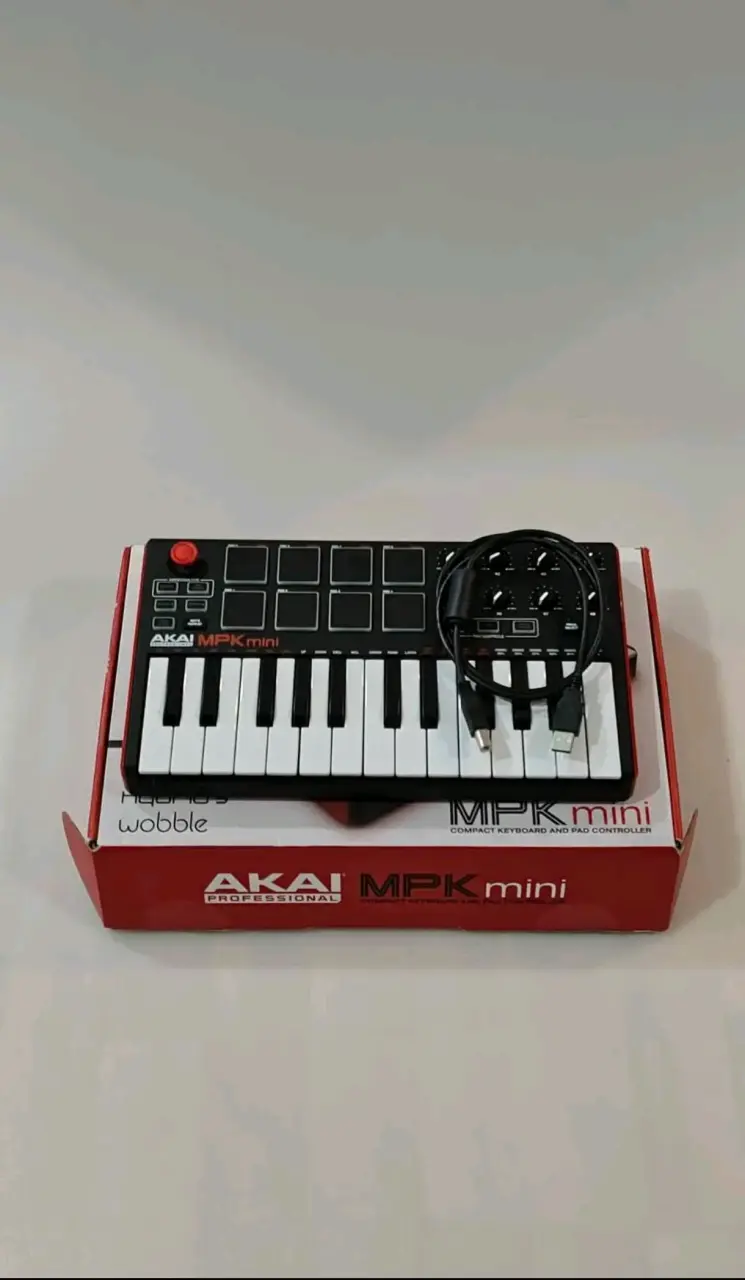 Se vende Controlador MIDI AKAI MPK Mini Mk2 - 3