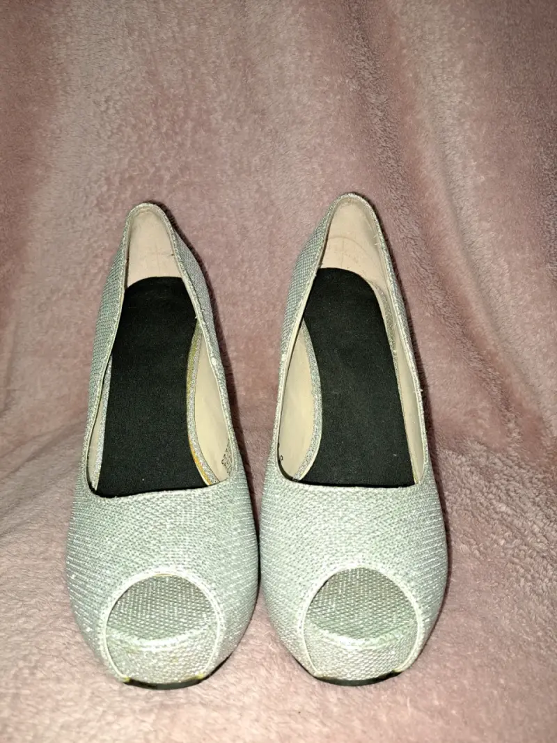 Tacones brillantes con punta abierta para fiesta - 2