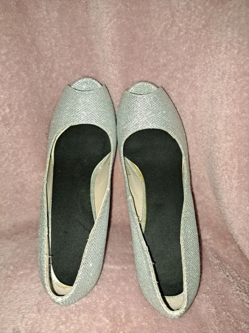 Tacones brillantes con punta abierta para fiesta - 4