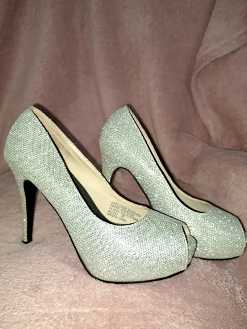 Tacones brillantes con punta abierta para fiesta - 7