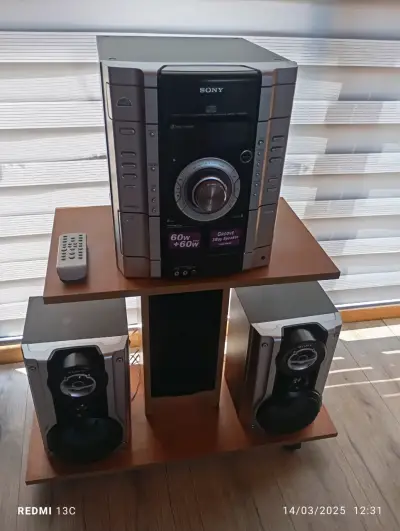 Sistema Sony MHC-RG121 con parlantes - miniatura 3