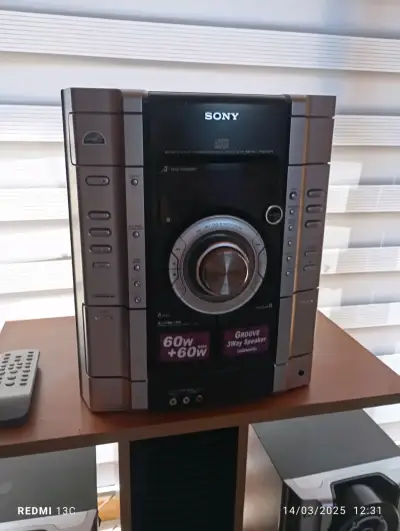 Sistema Sony MHC-RG121 con parlantes - miniatura 6