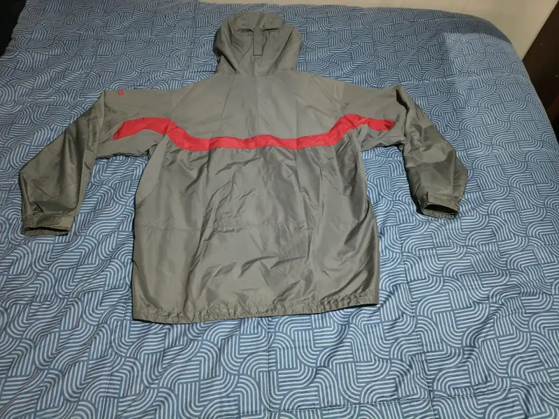 Chaqueta Columbia gris con capucha - 3