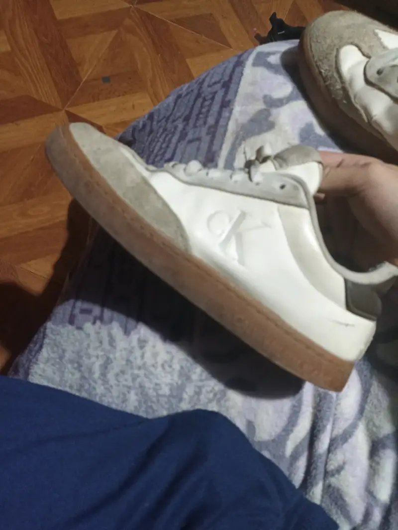 Zapatillas blancas Calvin Klein de cuero - 1