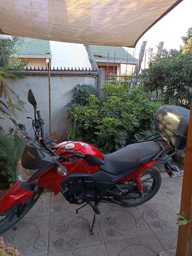 Moto Honda CB 125 F (2019) 22.000 km con baul - 1