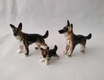 Figuras Miniaturas  de perros pastor  alemán - miniatura 3