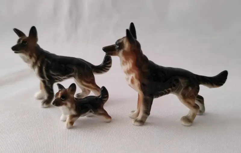 Figuras Miniaturas de perros pastor alemán - 4