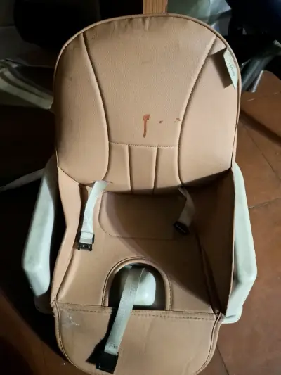Silla de bebé para auto beige - miniatura 1
