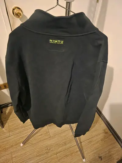 Chaqueta negra NIMTU talla l con cierre - miniatura 3