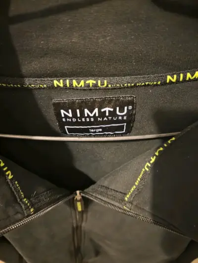 Chaqueta negra NIMTU talla l con cierre - miniatura 4