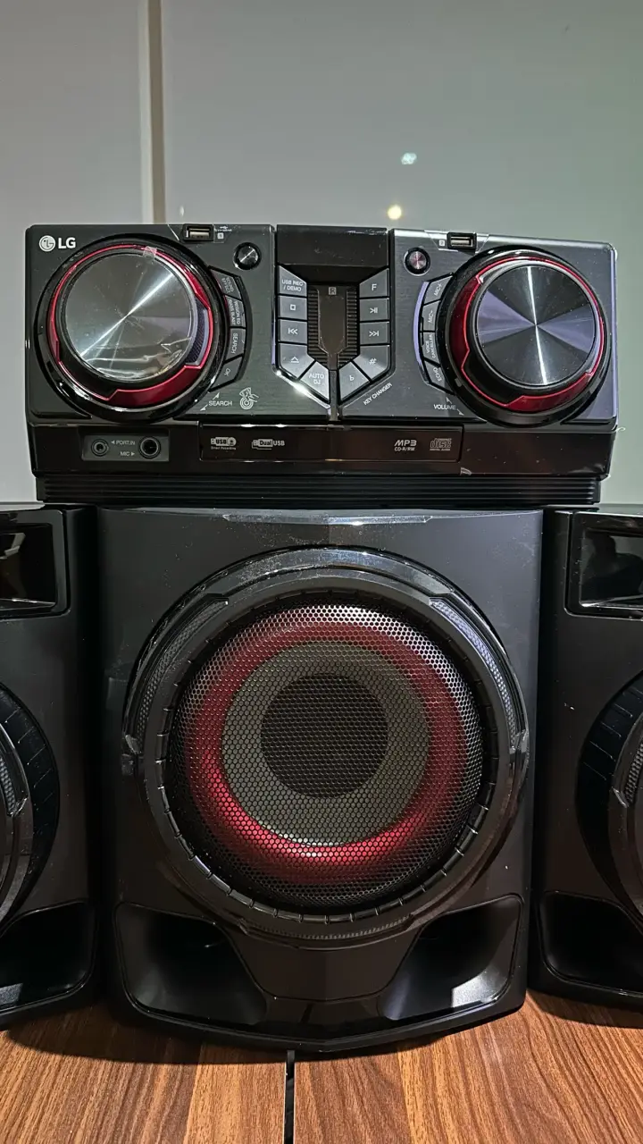 LG XBOOM CJ45 – Equipo de Sonido 720W - 3
