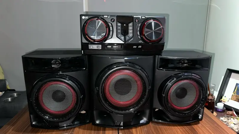 LG XBOOM CJ45 – Equipo de Sonido 720W - 5