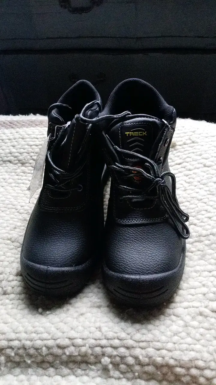 Botas de seguridad negras con etiqueta - 2