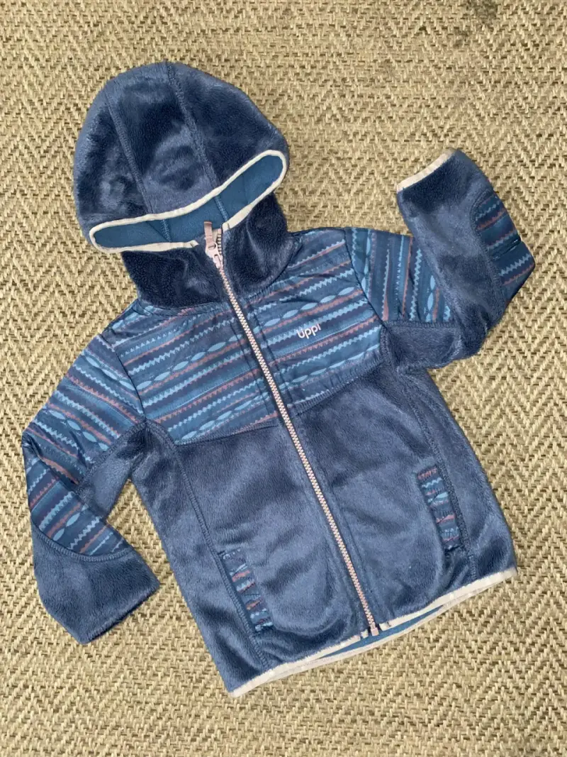 Chaqueta polar con capucha Upp azul y rosada - 2