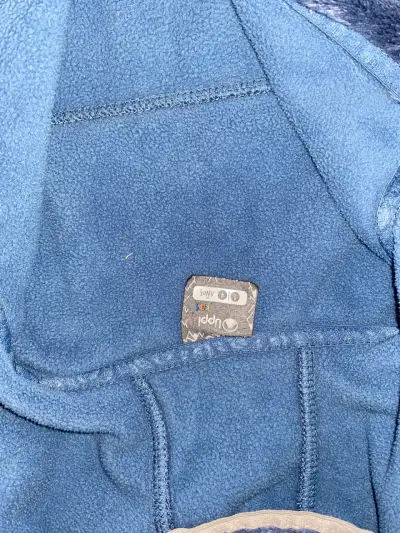 Chaqueta polar con capucha Upp azul y rosada - miniatura 3