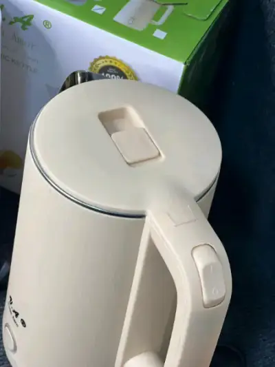 Hervidor eléctrico Vida Amor 2L beige - miniatura 2