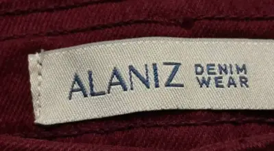 Jeans alaniz  color burdeo, talla 36 - miniatura 4