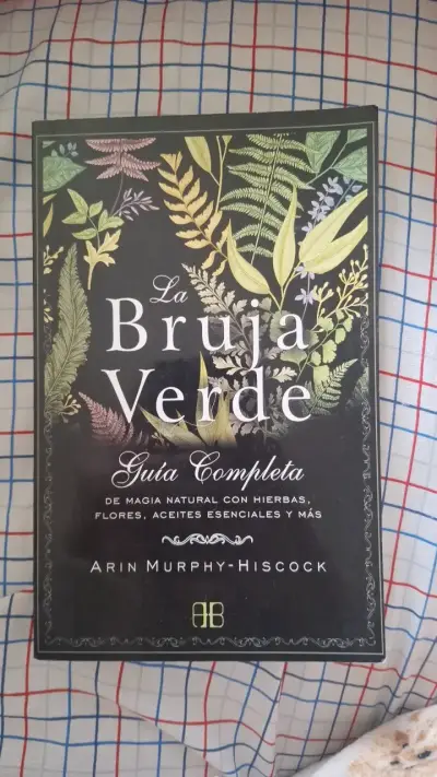 Libro 'La Bruja Verde' guía completa - miniatura 1