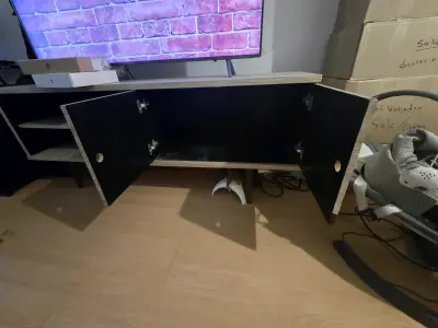 Mueble de TV moderno de madera - miniatura 2