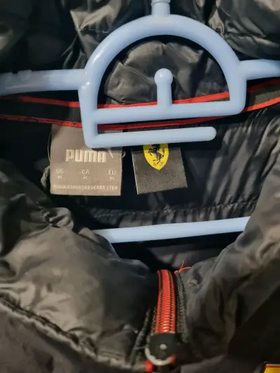 Chaqueta acolchada negra Ferrari - miniatura 2