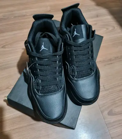 Zapatillas deportivas negras Jordan imitación - miniatura 1
