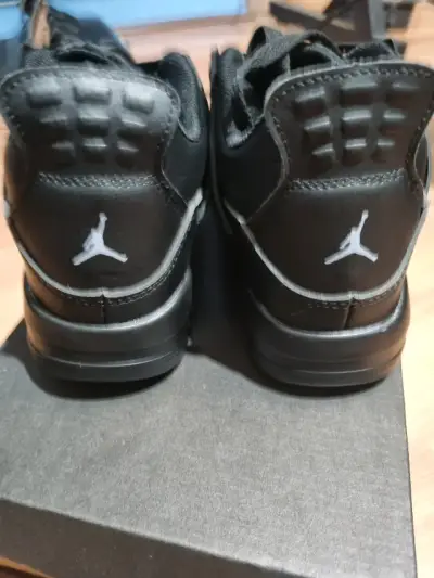 Zapatillas deportivas negras Jordan imitación - miniatura 2
